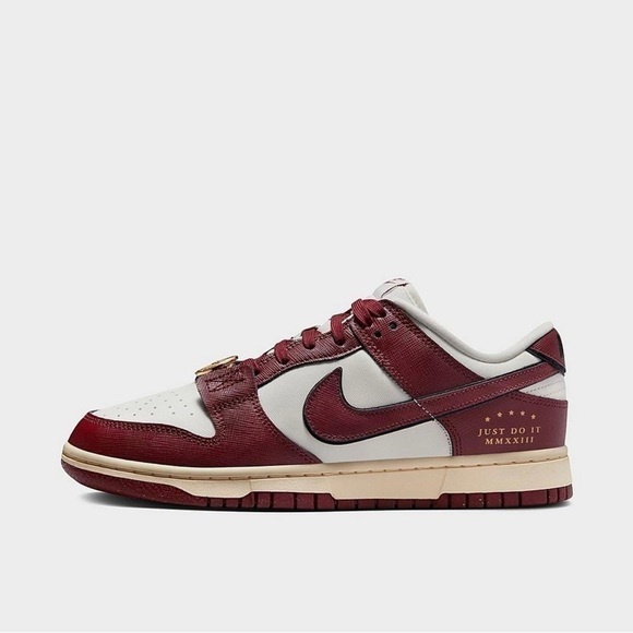 Nike dunk low SE sail/Team red/Black women's shoes, size: 8.5 - Picture 4 of 7
